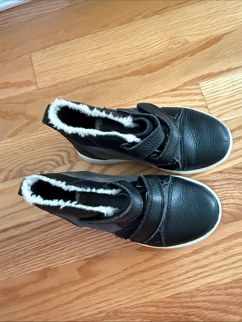 UGG Kids Black and White Faux-Fur High-Top Sneakers - Picture 3 of 5